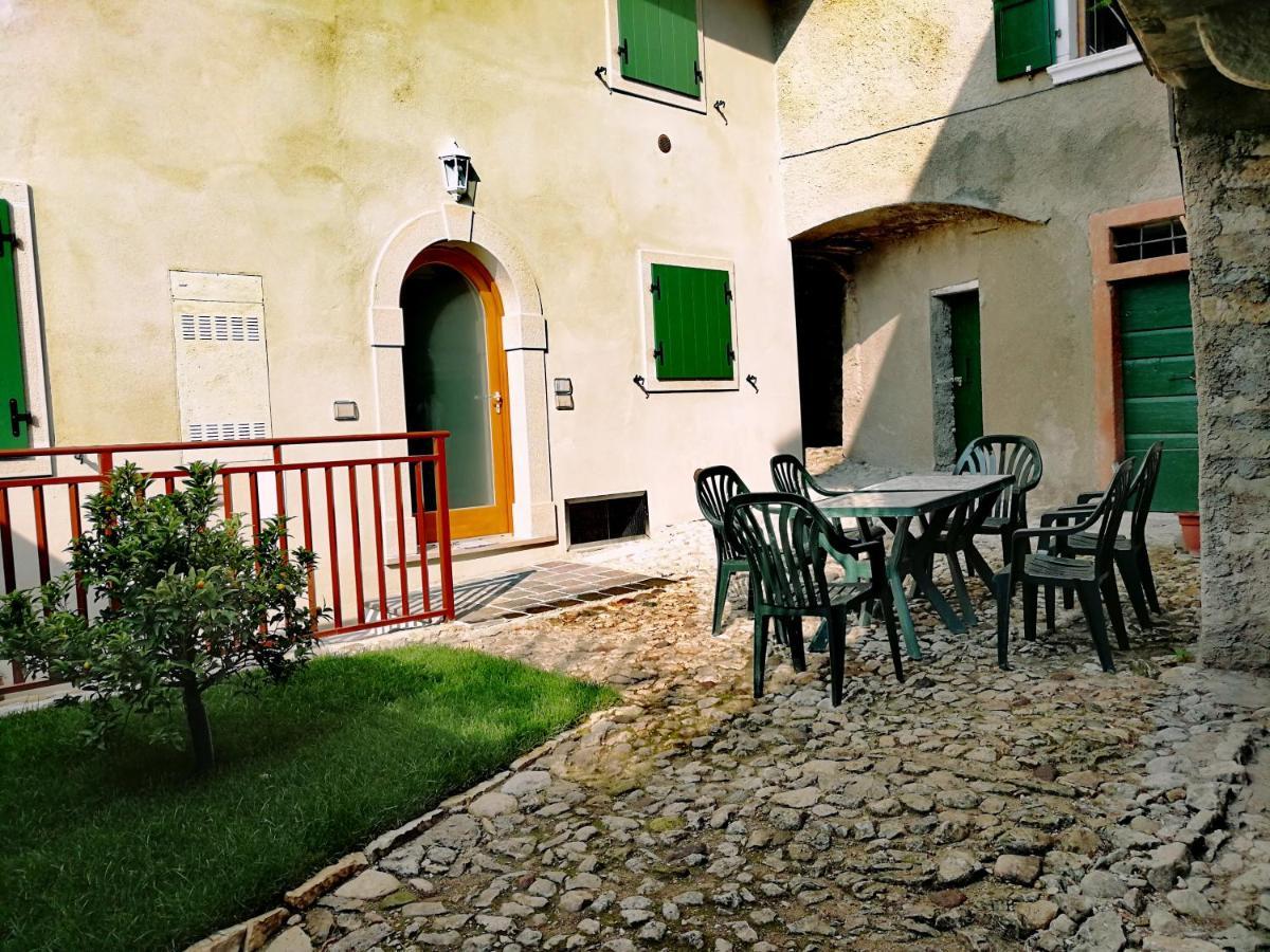 Casa Antico Borgo - Appartamento 1 Assenza di Brenzone Ngoại thất bức ảnh